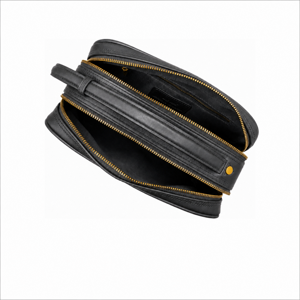 LE: BETO Drift Black Golf Pouch Interior Diagonal